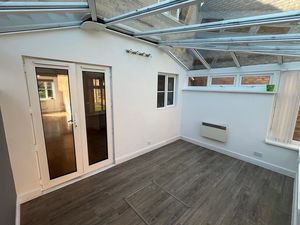 Photo 11- click for photo gallery